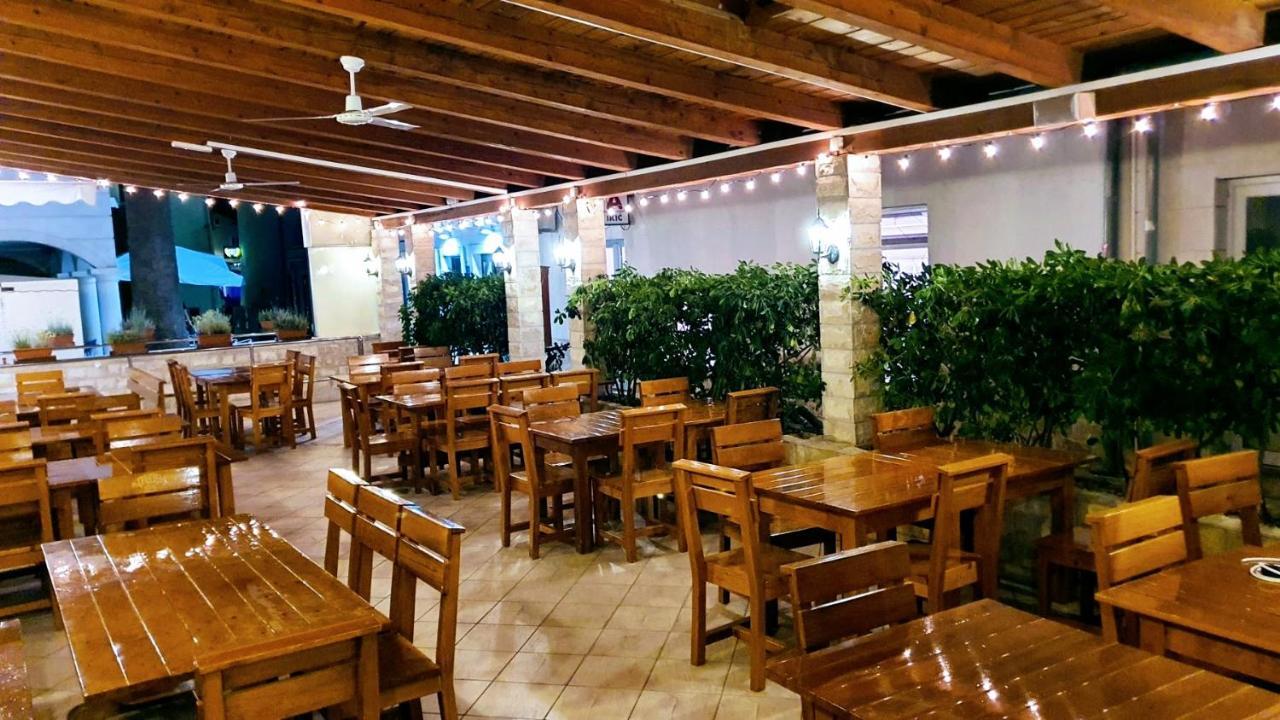 Villa Palcic Novalja Bagian luar foto