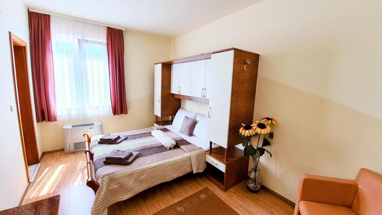 Villa Palcic Novalja Bagian luar foto